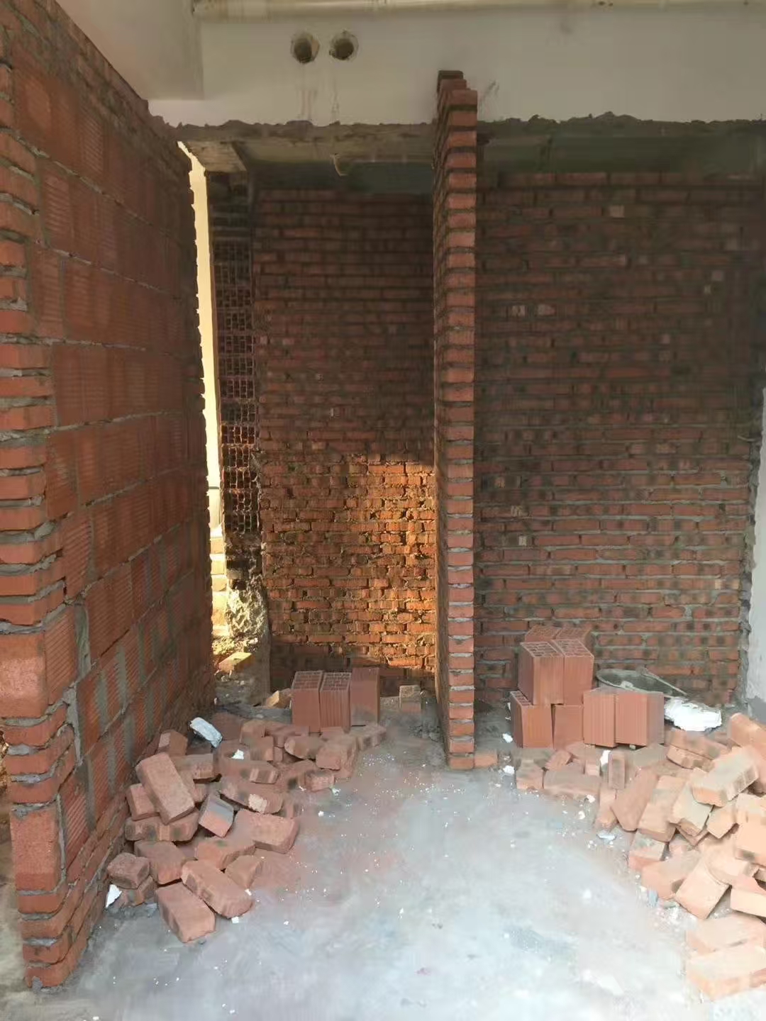 悠山郡土建改造之墙体新建