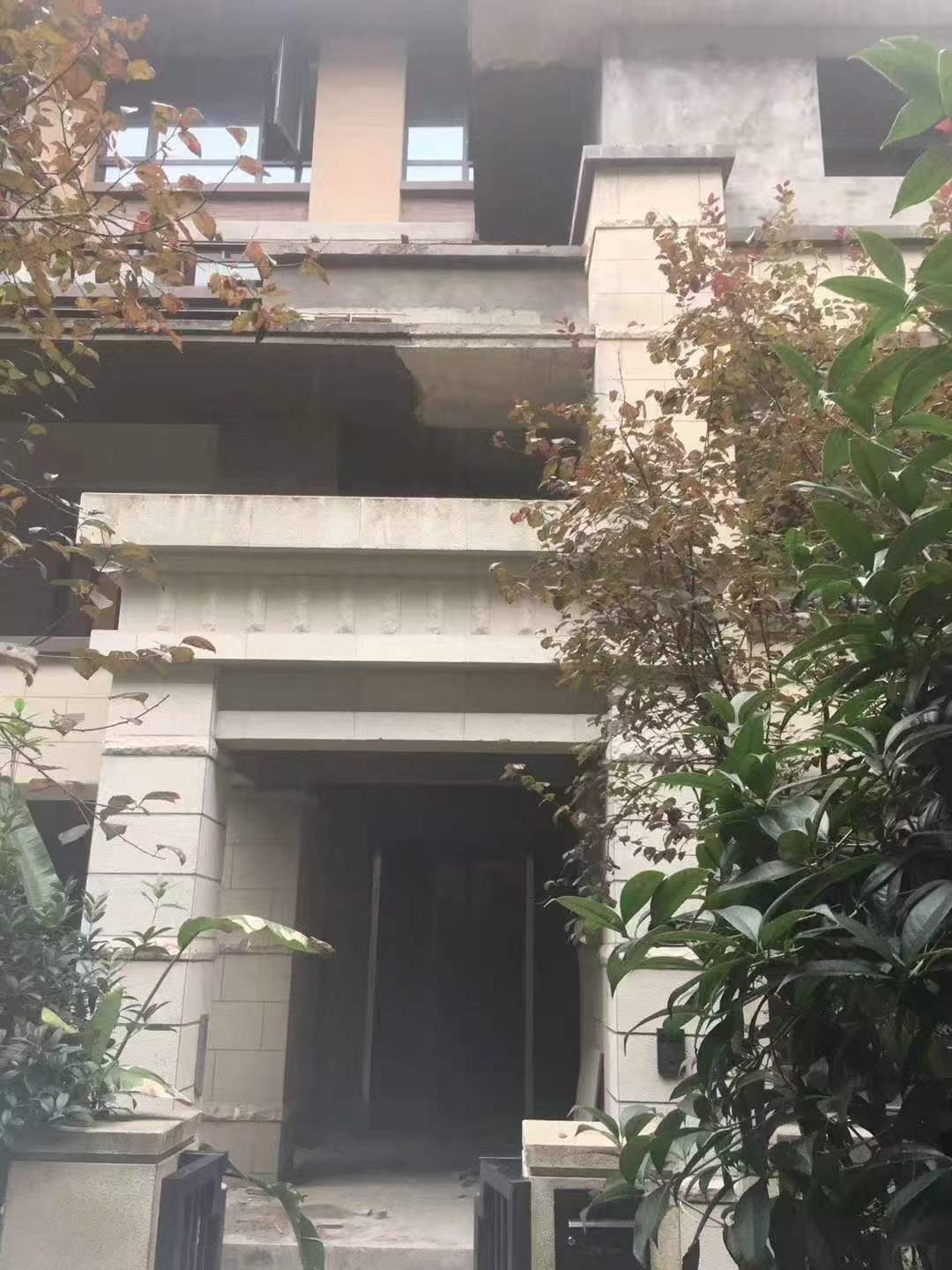 金科.时代中心别墅土建改造